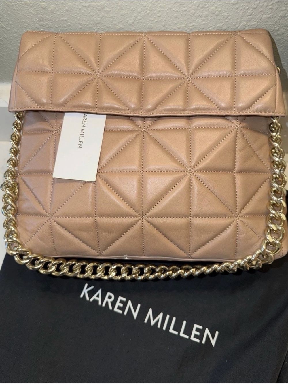 Karen Millen Quilted Leather Shoulder Bag in Blush with Gold Chain New with tags